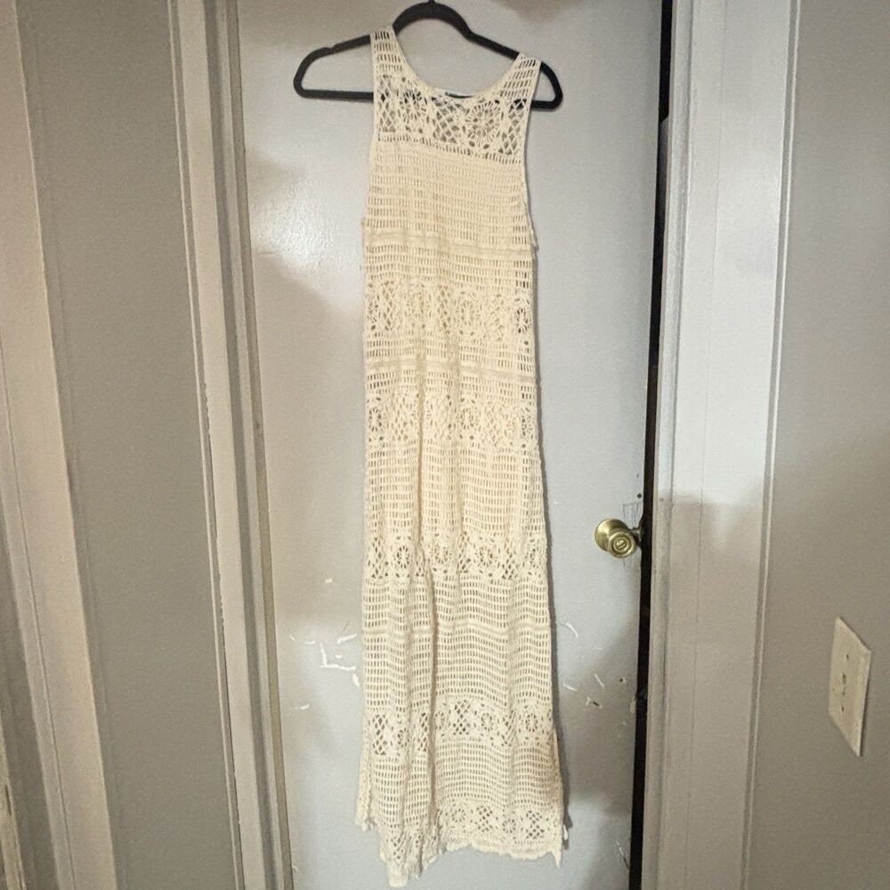 BB Dakota Steve Madden Women’s Beige Crochet Long Maxi Dress Size Small Sleevles
